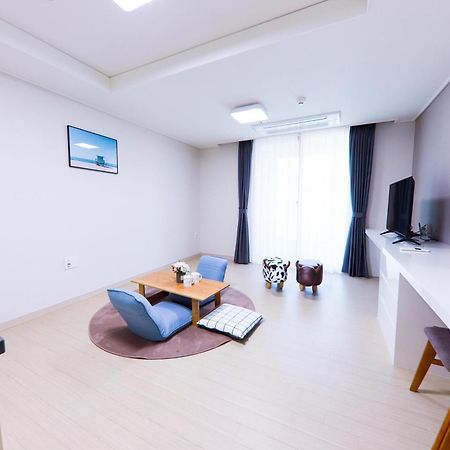 Geoje Leein Stay Hotel Экстерьер фото