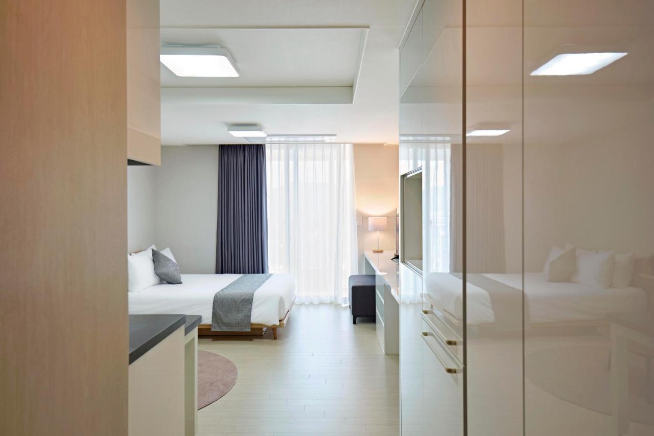 Geoje Leein Stay Hotel Экстерьер фото