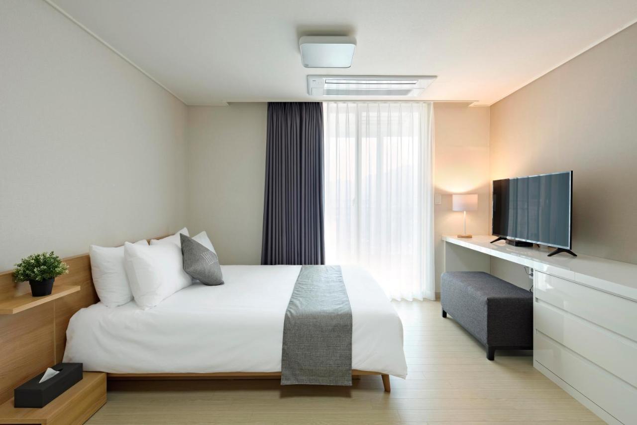Geoje Leein Stay Hotel Экстерьер фото